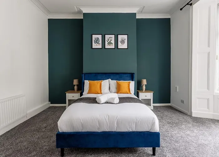 Perfect 2 Bedroom Home Stay, 10 Mins Walk From The City